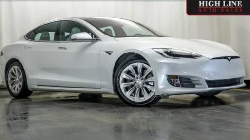 TESLA MODEL S 2019 5YJSA1E21KF312547 image